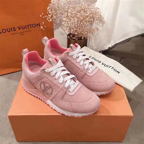 chaussures louis vuitton pour femme|louis vuitton sneakers for women.